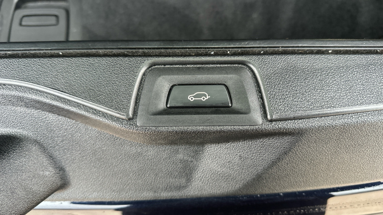 BMW X5 xDrive M50i 5dr Auto Petrol Estate